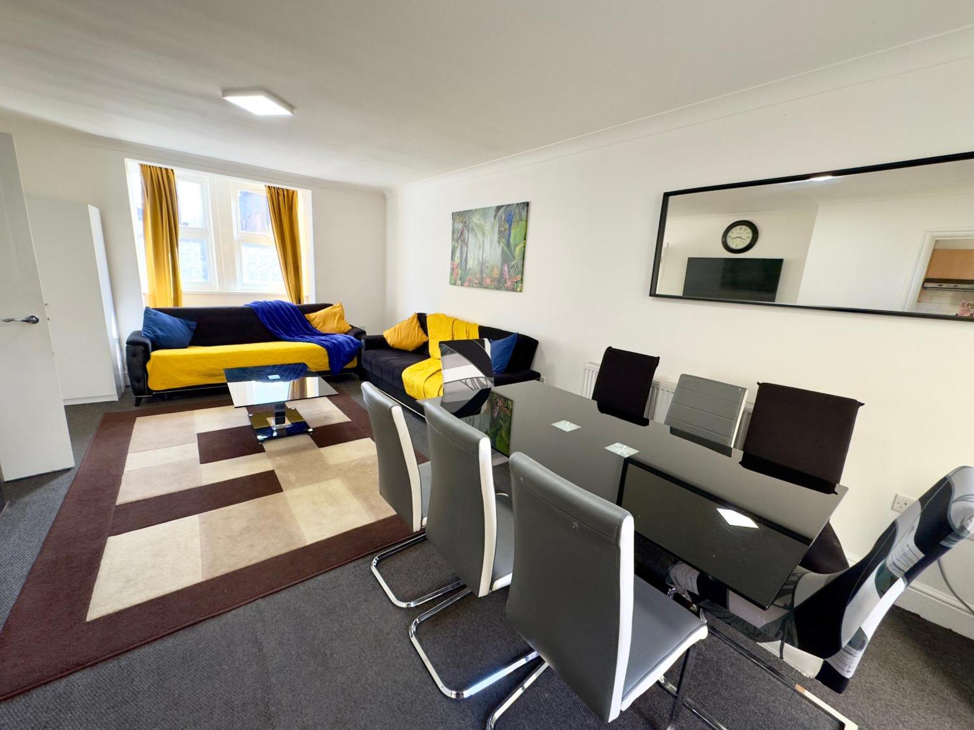 4 Bedrooms House, 3 Bathrooms , Separate Reception, Full Kitchen, Garden, Parking Λονδίνο Εξωτερικό φωτογραφία